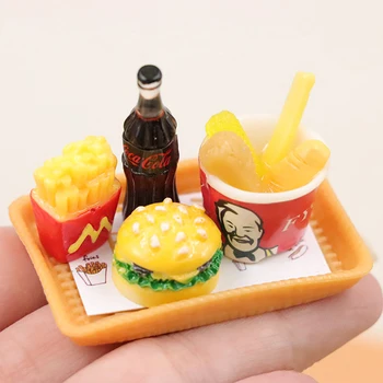 Dollhouse Minyatür Gıdalar 1: 12 Simülasyon Hamburger Ve Patates Kızartması Mini Kızarmış Tavuk Seti YMY OB11 Süs DIY Oyuncaklar Bebek Aksesuarları