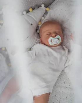 50 CM 3D-Paint Cilt Yumuşak Silikon Vinil Kumaş Vücut Reborn Uyku Bebek Bebek Oyuncak Kız Gibi Gerçek Sanat Bebe Canlı Boneca
