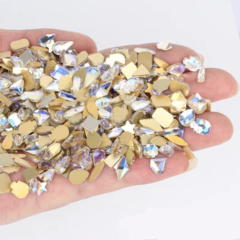 100 ADET Rastgele Tırnak Rhinestones maç için çekinmeyin düz kristal düzensiz elmas 3D Manikür Nail Art Dekorasyon uğurlu takı