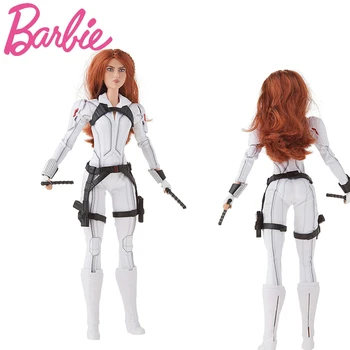 Barbie İmza Marvel Stüdyoları Siyah Dul Bebek 11.5-İn Poseable Kızıl Saç Giyen Zırhlı Bodysuit Sınırlı Sayıda Koleksiyon